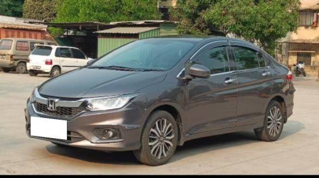 https://images10.gaadi.com/usedcar_image/4523012/original/processed_1889b32431bf70da9c17f6491d1b1b78.jpg?imwidth=6401