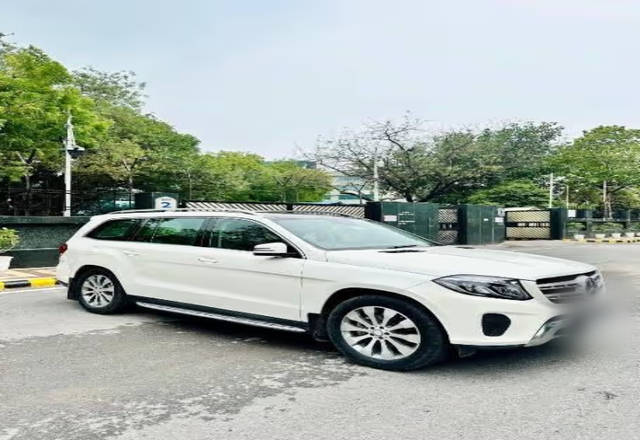 https://images10.gaadi.com/usedcar_image/4523018/original/48b52ff9-7505-414d-b2a7-e9014617ccde.?imwidth=6400