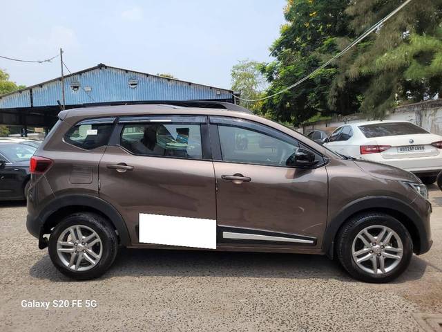 https://images10.gaadi.com/usedcar_image/4523021/original/processed_dd88af953dfafd01caa5eec189a3d7d7.jpg?imwidth=6401