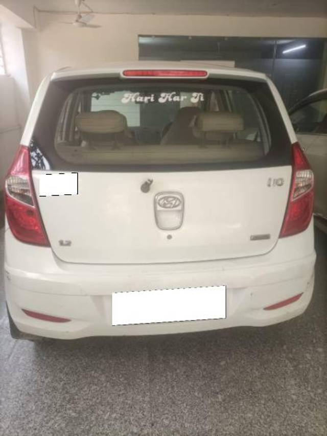 https://images10.gaadi.com/usedcar_image/4523031/original/processed_04dc8738-f9ed-4aff-9663-b1335d7146d0.jpeg?imwidth=6401