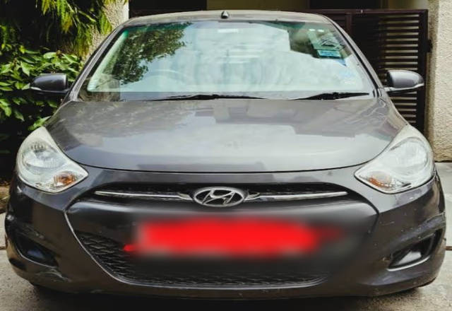 https://images10.gaadi.com/usedcar_image/4523045/original/63d6dab9-14d4-46f2-a4cb-0586db17a3dd.?imwidth=6400