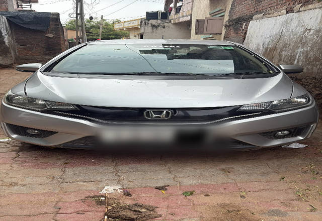 https://images10.gaadi.com/usedcar_image/4523064/original/a72b07b9-5962-4679-8086-d56a6064b00d.?imwidth=6401