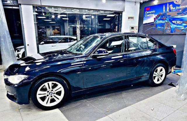 https://images10.gaadi.com/usedcar_image/4523085/original/processed_918b28d7-a8a6-4cdd-a75b-5cf5b0c327bf.jpeg?imwidth=6400