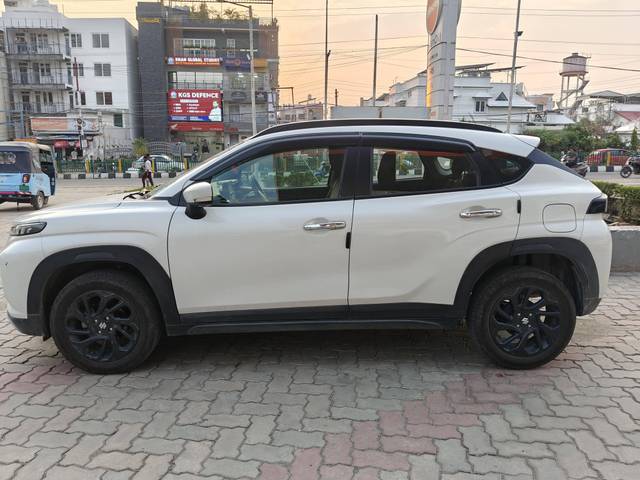 https://images10.gaadi.com/usedcar_image/4523108/original/processed_0f6651b0d06151d7e48931a6ca7305d7.jpg?imwidth=6401
