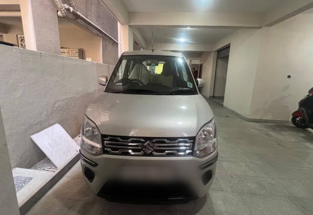 https://images10.gaadi.com/usedcar_image/4523110/original/f9aca45b-1c61-4230-bba4-2d068b080966.?imwidth=6400