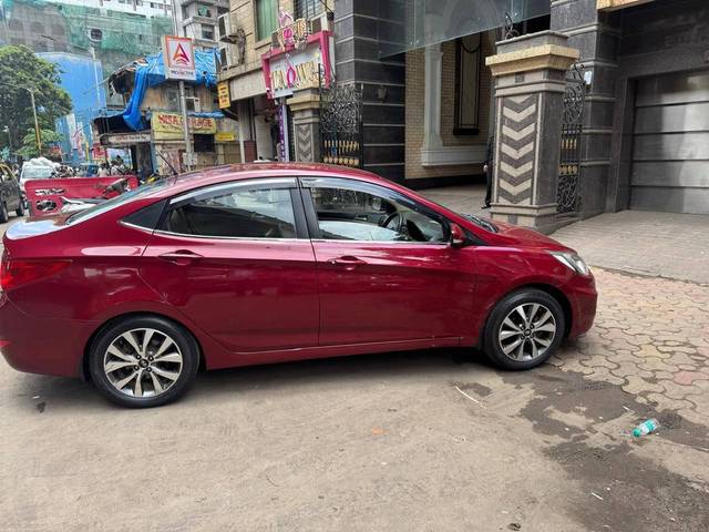 https://images10.gaadi.com/usedcar_image/4523111/original/processed_4c2999225171f58fcb61738eca124616.jpg?imwidth=6401