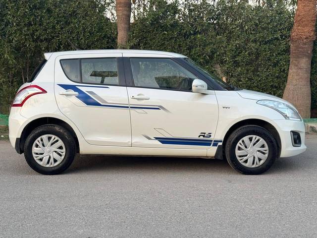 https://images10.gaadi.com/usedcar_image/4523117/original/processed_f344e5249fa68c5121402ea4ddb36548.jpg?imwidth=6401