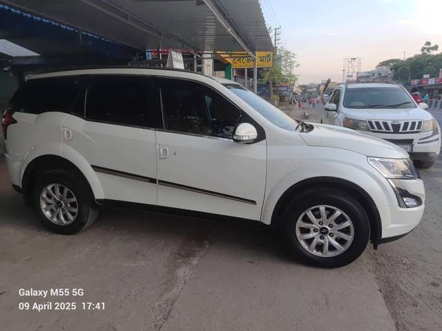https://images10.gaadi.com/usedcar_image/4523119/original/processed_09b37ead4a669ed53047bfc4525dd949.jpg?imwidth=6401