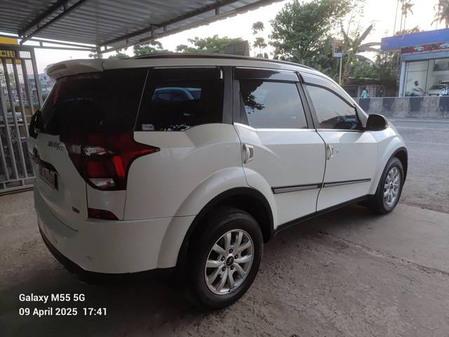 https://images10.gaadi.com/usedcar_image/4523119/original/processed_1207bc1e222f7859b279312937f3a081.jpg?imwidth=6402