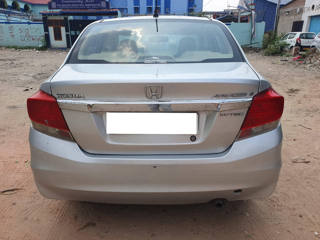 https://images10.gaadi.com/usedcar_image/4523126/original/processed_bc9e9f3140d7ef51c3da50f015b37d8c.jpg?imwidth=6401