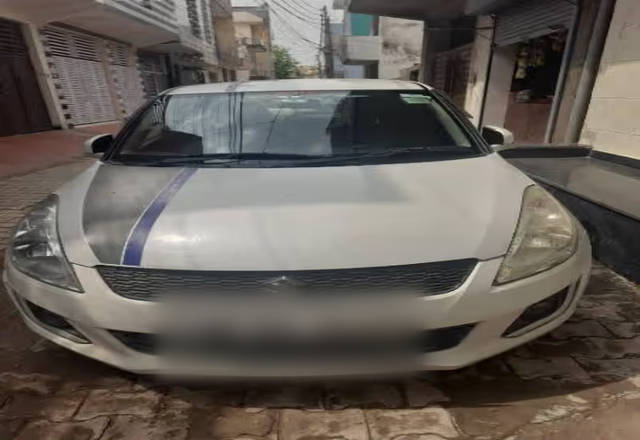 https://images10.gaadi.com/usedcar_image/4523140/original/d6642630-4a9b-43c9-b3db-7a282588807b.?imwidth=6400