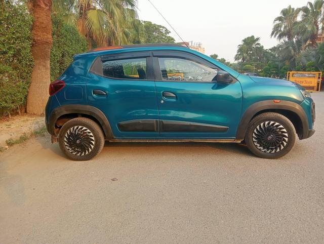 https://images10.gaadi.com/usedcar_image/4523148/original/processed_aa4c914b2ca15dbbf6333935b160d3f0.jpg?imwidth=6401