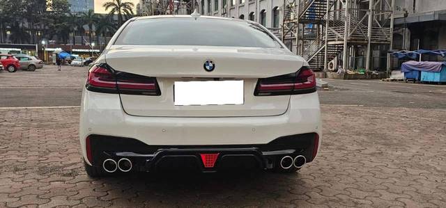 https://images10.gaadi.com/usedcar_image/4523202/original/processed_cf92a37fa23635ad66fe27a11366e61a.jpg?imwidth=6402