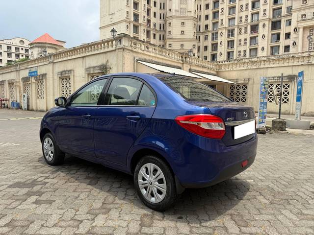https://images10.gaadi.com/usedcar_image/4523204/original/processed_029cad3a610bc52e5f0fbfadac1fe08b.jpeg?imwidth=6402
