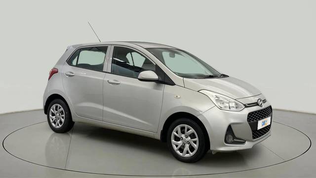 https://images10.gaadi.com/usedcar_image/4523205/original/d6807c616b697688ac9993c5bdb0b927.jpg?imwidth=6400