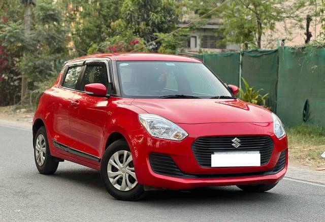 https://images10.gaadi.com/usedcar_image/4523206/original/processed_38d5bd5567603c550a6fc222b2b19d82.jpg?imwidth=6400
