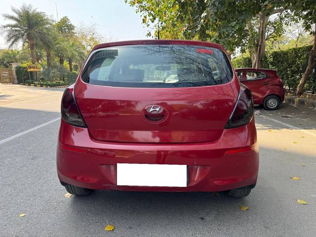 https://images10.gaadi.com/usedcar_image/4523207/original/processed_2ec0076dee47681715400262d8f451f6.jpg?imwidth=6402
