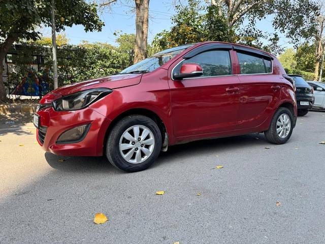 https://images10.gaadi.com/usedcar_image/4523207/original/processed_b081ac1136cb3419c7ff01ea209a13b1.jpg?imwidth=6400