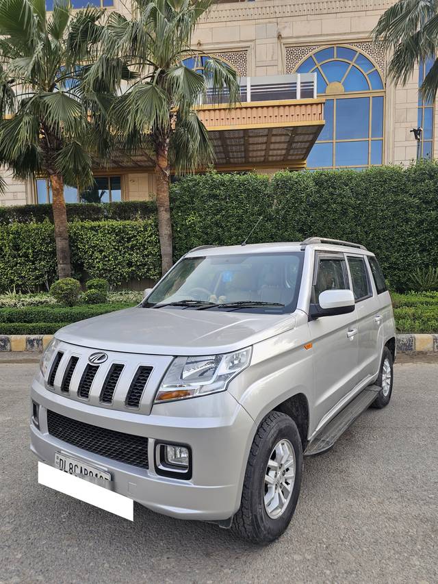 https://images10.gaadi.com/usedcar_image/4523211/original/processed_8380803c2da5dcd9a5b5abfe8bf426ea.jpg?imwidth=6400
