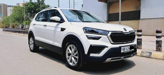 https://images10.gaadi.com/usedcar_image/4523234/original/processed_fbf3455f59c9dbd9a9ee9be7feb7357e.jpg?imwidth=6400