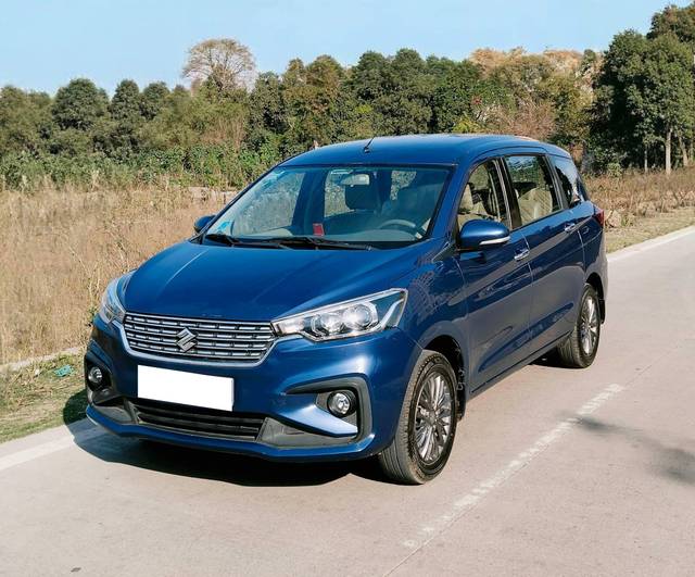 https://images10.gaadi.com/usedcar_image/4523236/original/processed_267249a2499e72daf9aef0bb12345767.jpg?imwidth=6401