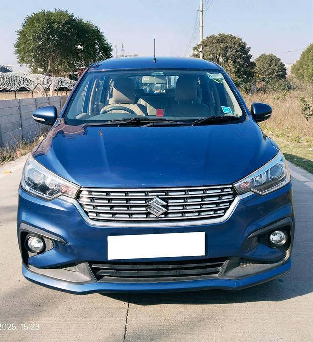 https://images10.gaadi.com/usedcar_image/4523236/original/processed_5b038c34878d7bea6a19ce07c42f8130.jpg?imwidth=6400