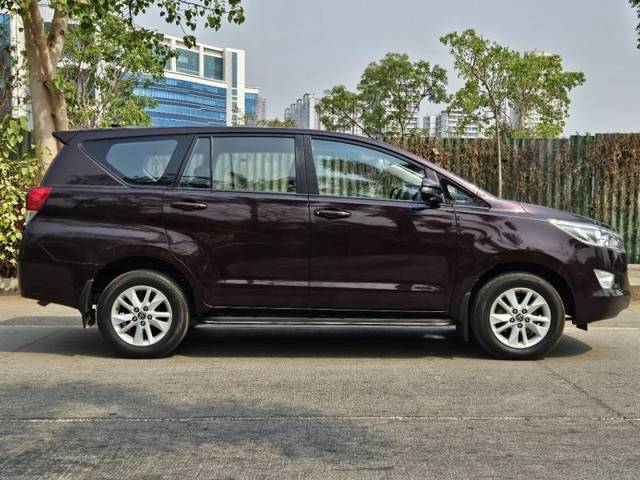 https://images10.gaadi.com/usedcar_image/4523239/original/3e40832a8b9304cab5ef597507269356.jpg?imwidth=6401