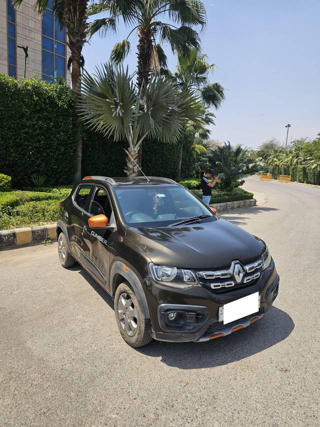 https://images10.gaadi.com/usedcar_image/4523249/original/processed_46a905b0541e5d81f567e542fbafa521.jpg?imwidth=6400