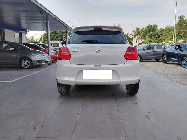 https://images10.gaadi.com/usedcar_image/4523255/original/processed_afe0ceb23832f19614c2b33e2140e3ff.jpg?imwidth=6401