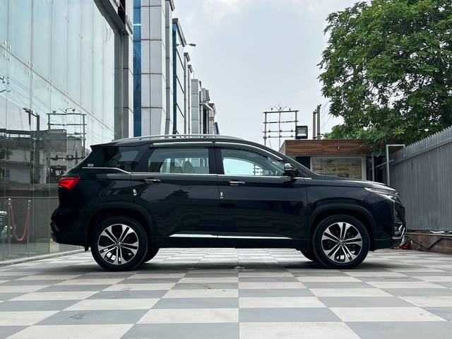 https://images10.gaadi.com/usedcar_image/4523264/original/a6b4d13168e536ea911ec8bfcbe9bf7b.jpg?imwidth=6401