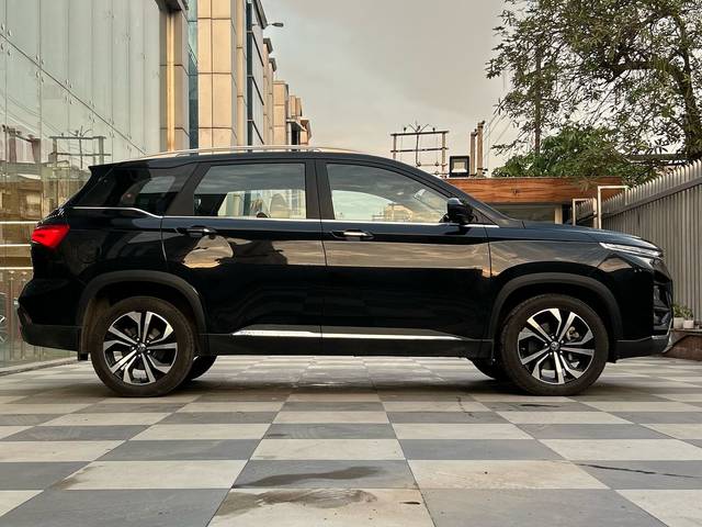 https://images10.gaadi.com/usedcar_image/4523264/original/e9ca170df725621d2742f8f2264e7b43.jpg?imwidth=6401