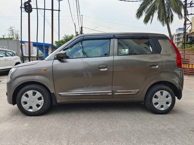 https://images10.gaadi.com/usedcar_image/4523265/original/0dd81cc3b5b77d8b395a7aa9340680f0.jpeg?imwidth=6402
