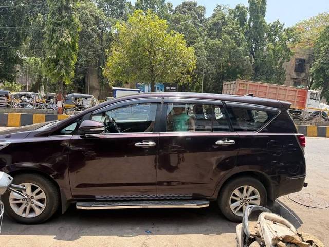 https://images10.gaadi.com/usedcar_image/4523267/original/processed_55625c4c-7b0f-4c58-b4ac-e62b4e293212.jpeg?imwidth=6401
