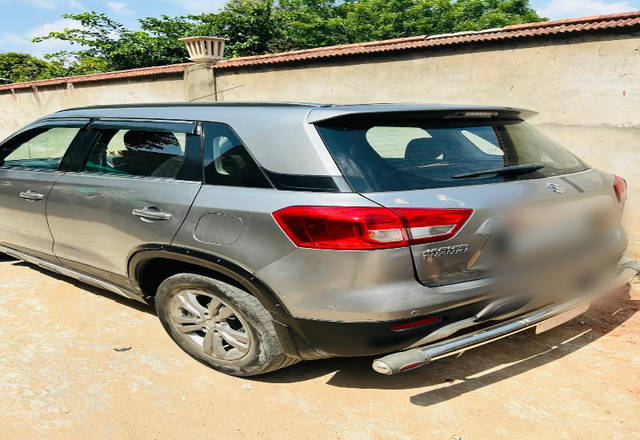 https://images10.gaadi.com/usedcar_image/4523286/original/e9d1a977-7aa0-4014-8b4b-3ac961f5e913.?imwidth=6401