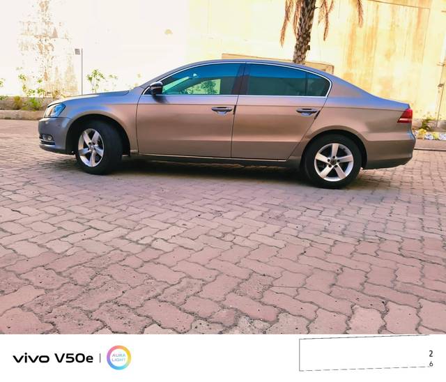 https://images10.gaadi.com/usedcar_image/4523311/original/processed_d304b3b2ab649a2b21f5d25f38d1f563.jpg?imwidth=6402