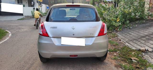 https://images10.gaadi.com/usedcar_image/4523315/original/processed_d4026aebc896b9f2e8ce14cdfcab0f8e.jpg?imwidth=6402