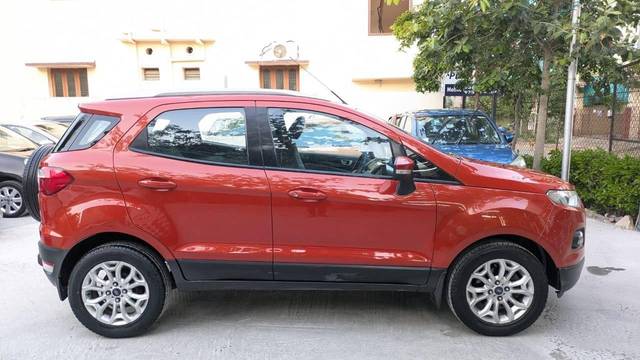 https://images10.gaadi.com/usedcar_image/4523326/original/processed_1c91eff1b927df78a8c911e6b9567e0b.jpg?imwidth=6401