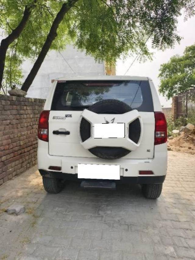 https://images10.gaadi.com/usedcar_image/4523329/original/processed_6c9602cc-4bc6-48c0-88fe-2ad525e67015.jpg?imwidth=6401