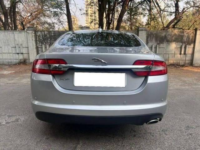 https://images10.gaadi.com/usedcar_image/4523332/original/processed_8ca5b6e8bff0c0e01dba76c0367b7e57.jpg?imwidth=6402