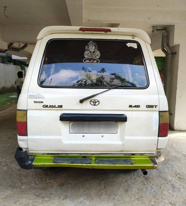 https://images10.gaadi.com/usedcar_image/4523340/original/processed_177baa3203f67a7277c1719d843f87ad.jpg?imwidth=6401