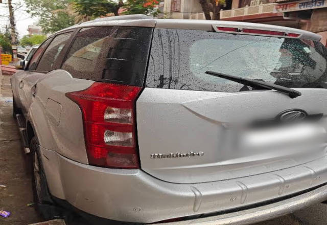https://images10.gaadi.com/usedcar_image/4523351/original/ea7d4eaa-69c5-42dc-8413-7186c9886657.?imwidth=6401
