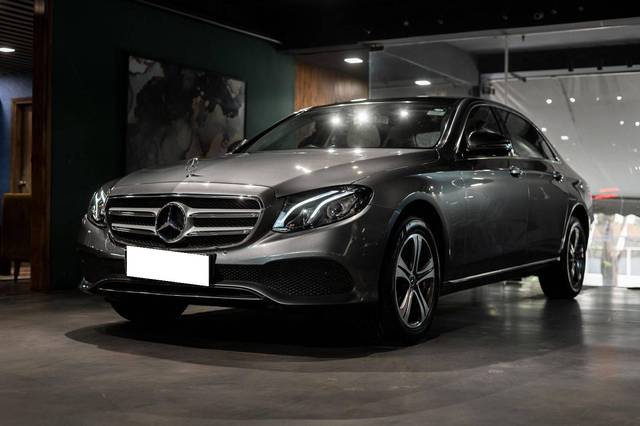 https://images10.gaadi.com/usedcar_image/4523358/original/processed_472702b3a314c521d2887decd5000da0.jpg?imwidth=6401