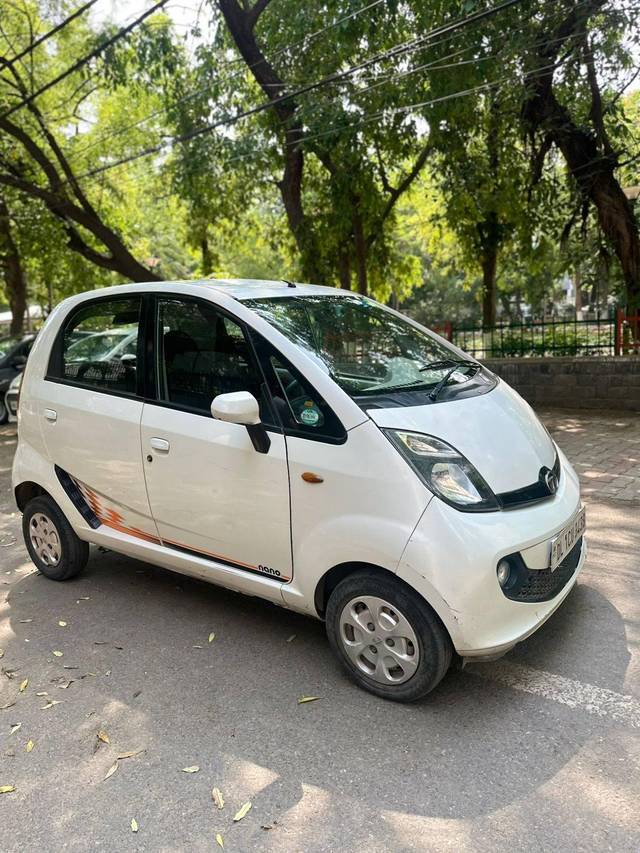 https://images10.gaadi.com/usedcar_image/4523360/original/processed_f9e8ab432fef507657aa45309cacaac2.jpg?imwidth=6400