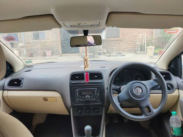 https://images10.gaadi.com/usedcar_image/4523369/original/206ece0e08b20bd5da48e273f0aec2f3.jpg?imwidth=6402