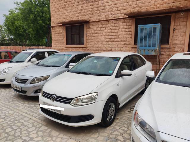 https://images10.gaadi.com/usedcar_image/4523369/original/processed_539ff521401a230b682ba609d789b0d3.jpg?imwidth=6400