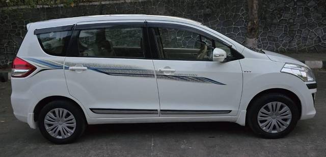 https://images10.gaadi.com/usedcar_image/4523373/original/processed_1b160b44368263eeb23e6d2c7db8aa67.jpg?imwidth=6401