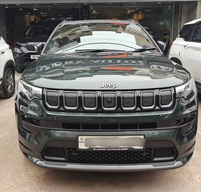 https://images10.gaadi.com/usedcar_image/4523382/original/processed_b881472586fa9e19c18d4a7c5626294e.jpg?imwidth=6400