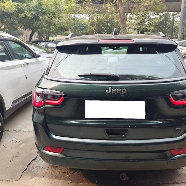 https://images10.gaadi.com/usedcar_image/4523382/original/processed_cdf5a4b58f6f1a8050bea9fd3ca6b619.jpg?imwidth=6401