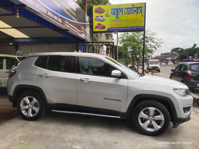 https://images10.gaadi.com/usedcar_image/4523442/original/processed_5fc8ab80d3e04ef84e0de8b5f74eeba8.jpg?imwidth=6402