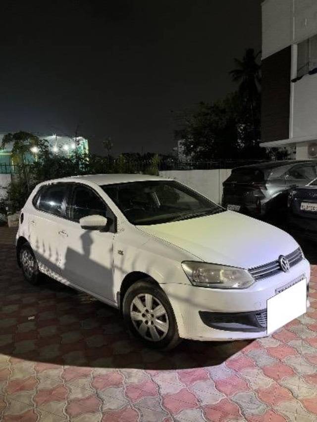 https://images10.gaadi.com/usedcar_image/4523450/original/processed_e4cc985d-e7bb-484f-9fa2-5cc51241f9b1.jpeg?imwidth=6400